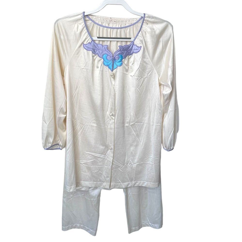 Vtg Vanity Fair Ivory Soft Nylon Pajamas Size Petite Extra Small Silky Satin